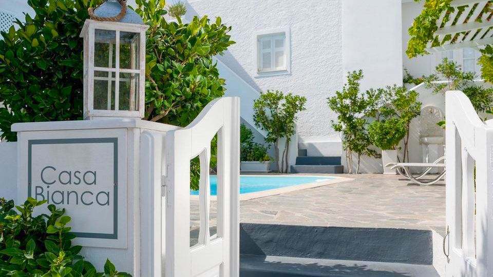 Casa Bianca Hotel Santorini