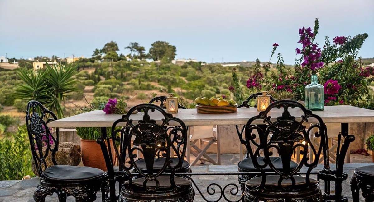 Celestia Traditional Houses