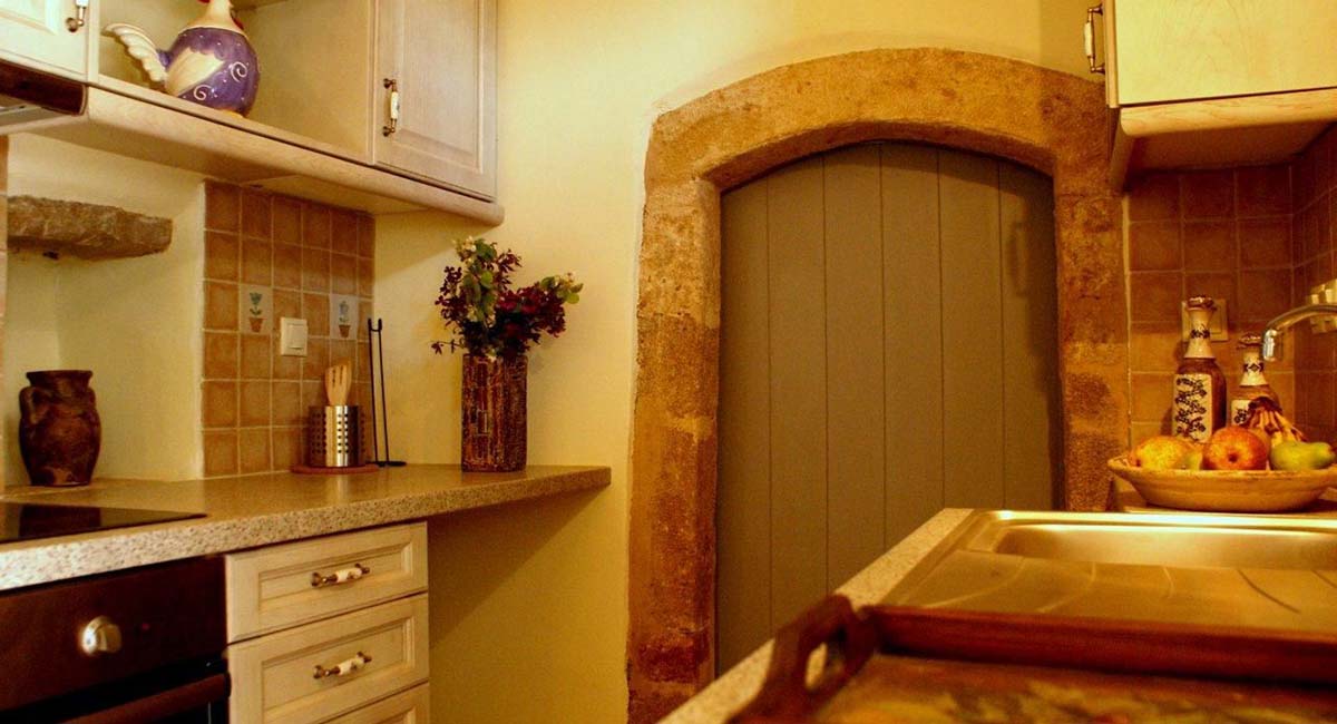 Celestia Traditional Houses