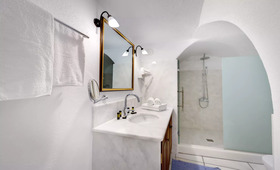 Chelidonia Traditional Villas