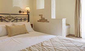 Contaratos Beach Paros