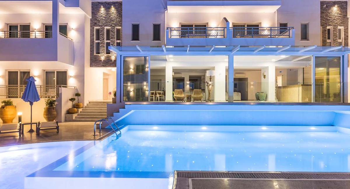 Cyano boutique hotel