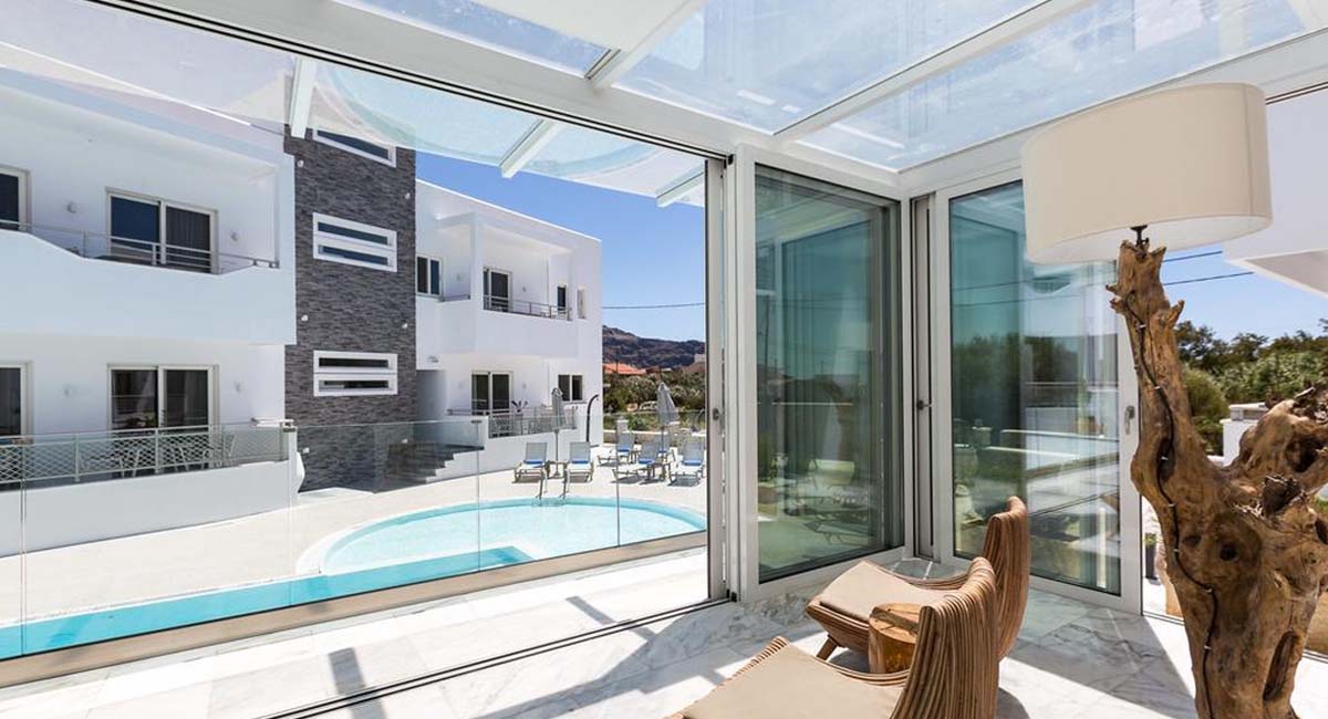 Cyano boutique hotel