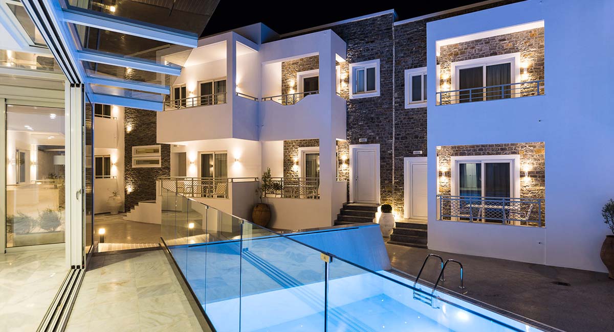 Cyano boutique hotel