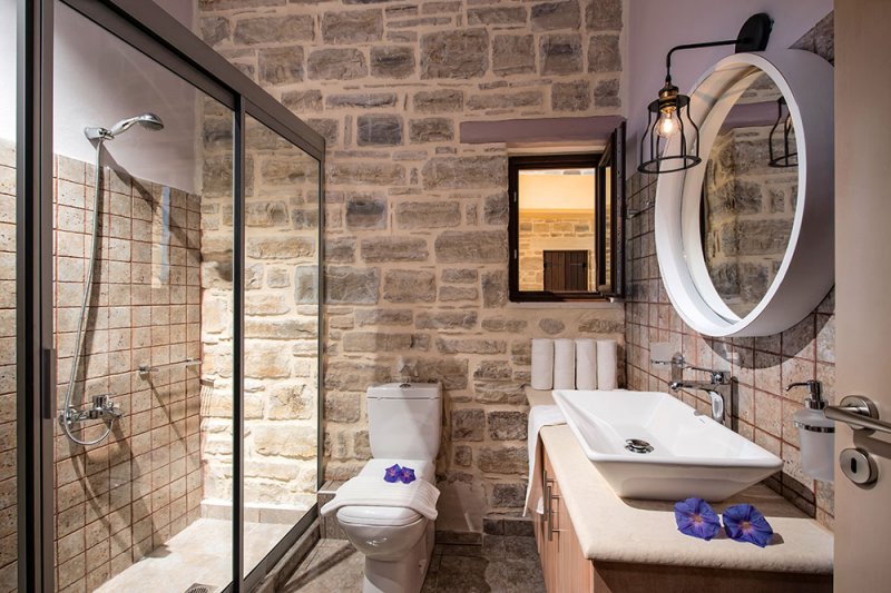 Daphne Phaistos Villa