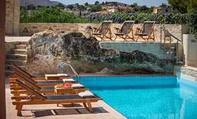 Daphne Phaistos Villa (incl. auto)