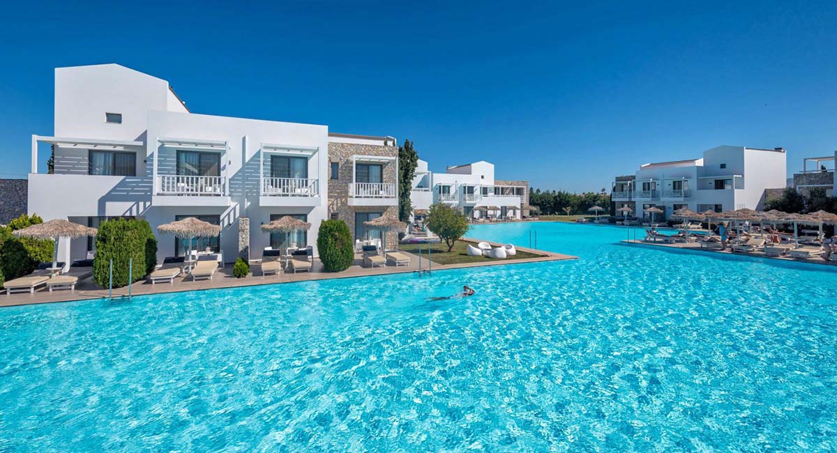 Diamond Deluxe Hotel