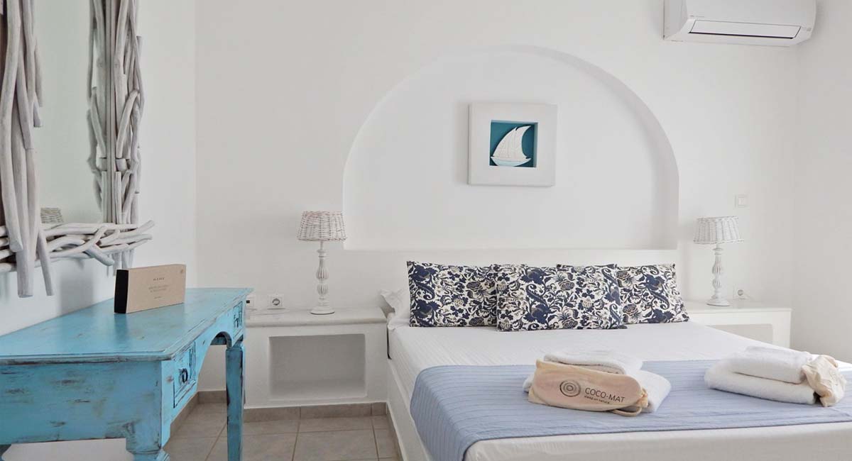 Dolphin Kastraki Studios Apartments