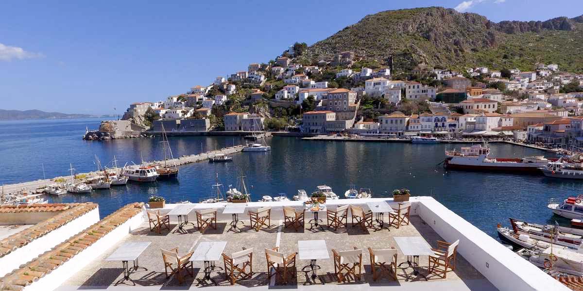 Douskos Port House Hydra