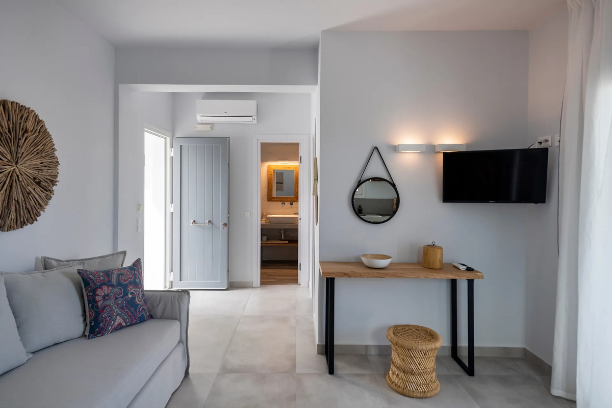 Drios Luxury Studios