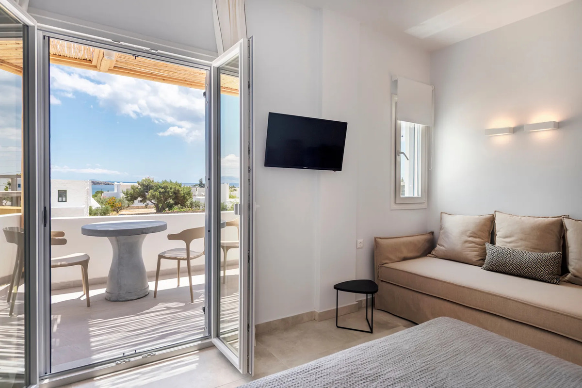 Drios Luxury Studios