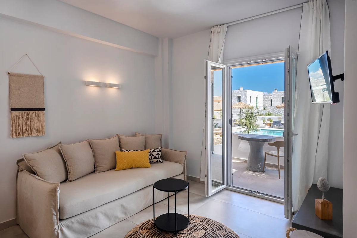 Drios Luxury Studios