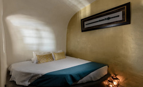 Ducato di Oia Santorini