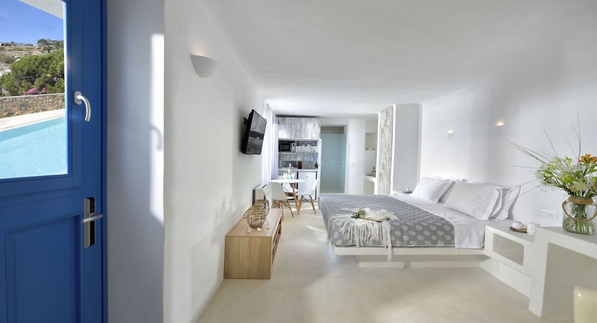 Elegant Villas & Suites