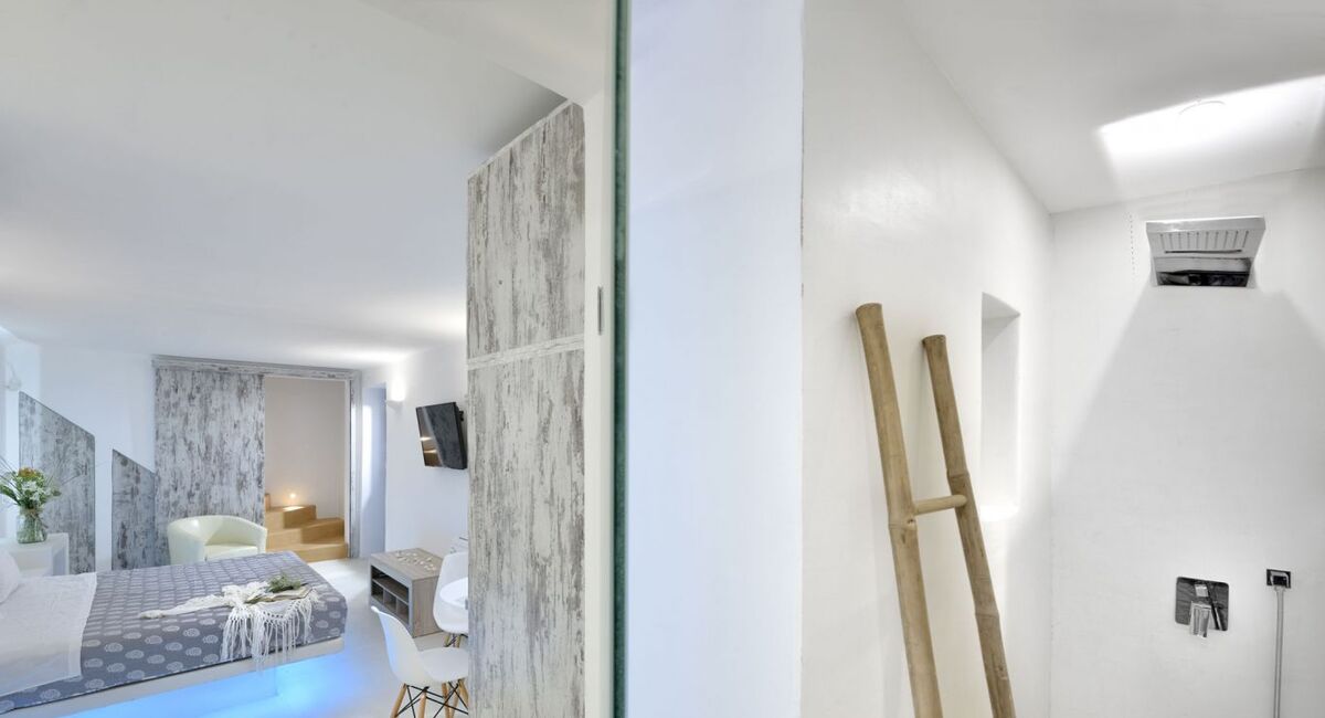 Elegant Villas & Suites