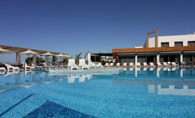 Elite city resort (incl. auto)