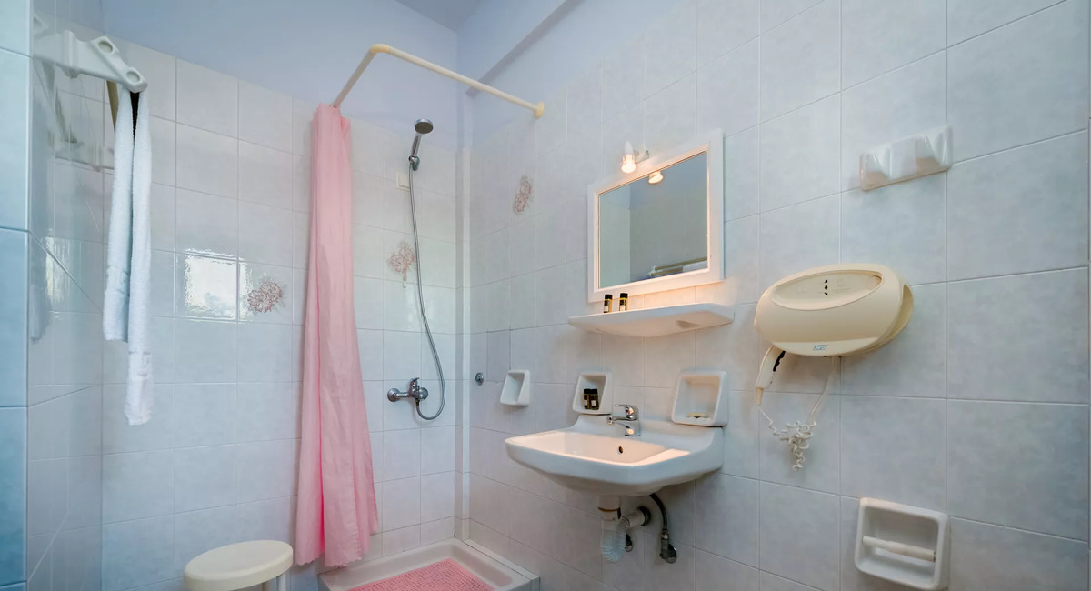 Elixir studios Kamari