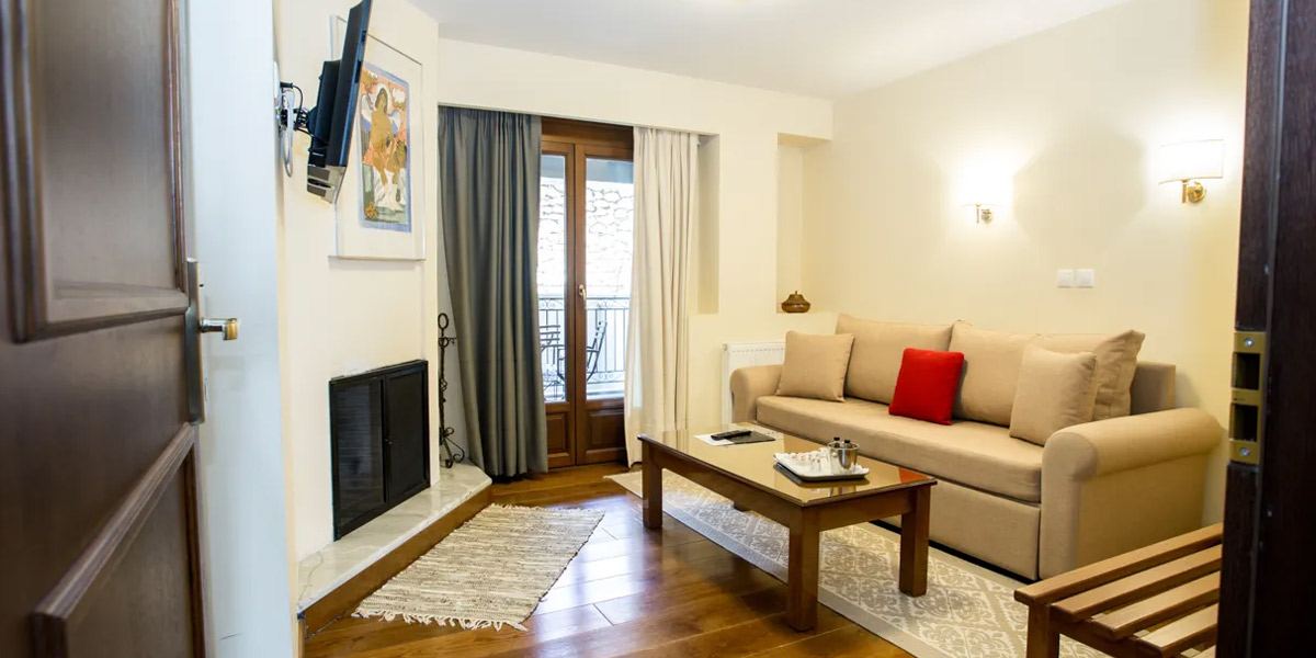 Ellinon Thea Arachova