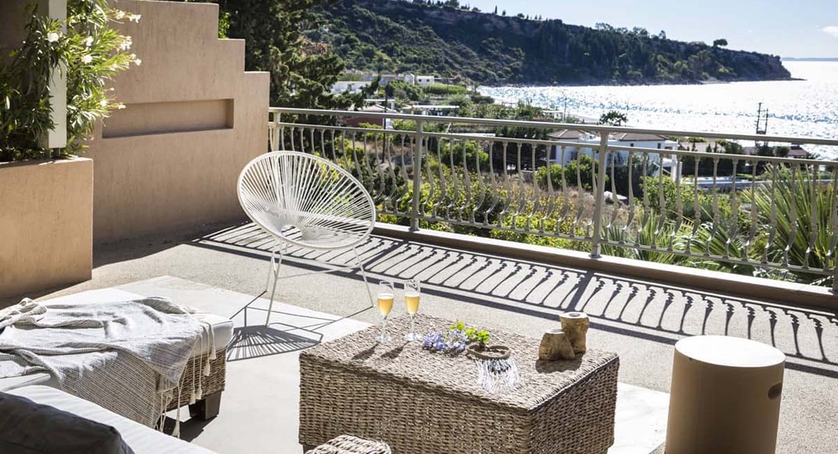 F Zeen Retreat Kefalonia