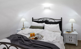 Golden East Hotel Santorini