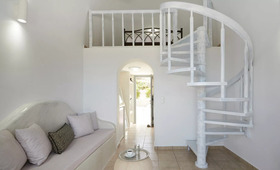 Golden East Hotel Santorini