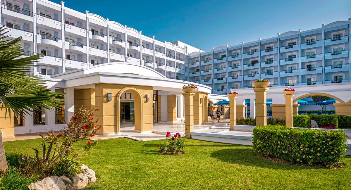 Grand Hotel Beach Hotel