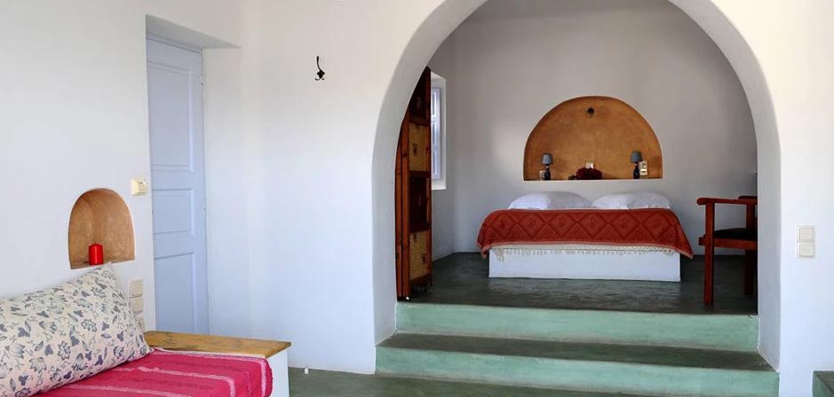 Haraki Traditional Houses Folegandros