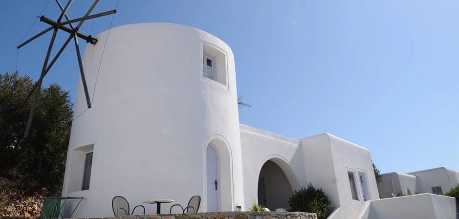 Haraki Traditional Houses Folegandros