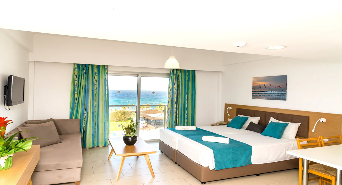 Helios Bay Hotel and Suites