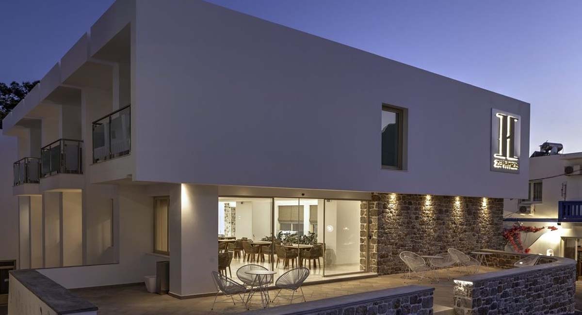 H Hotel Zephyros