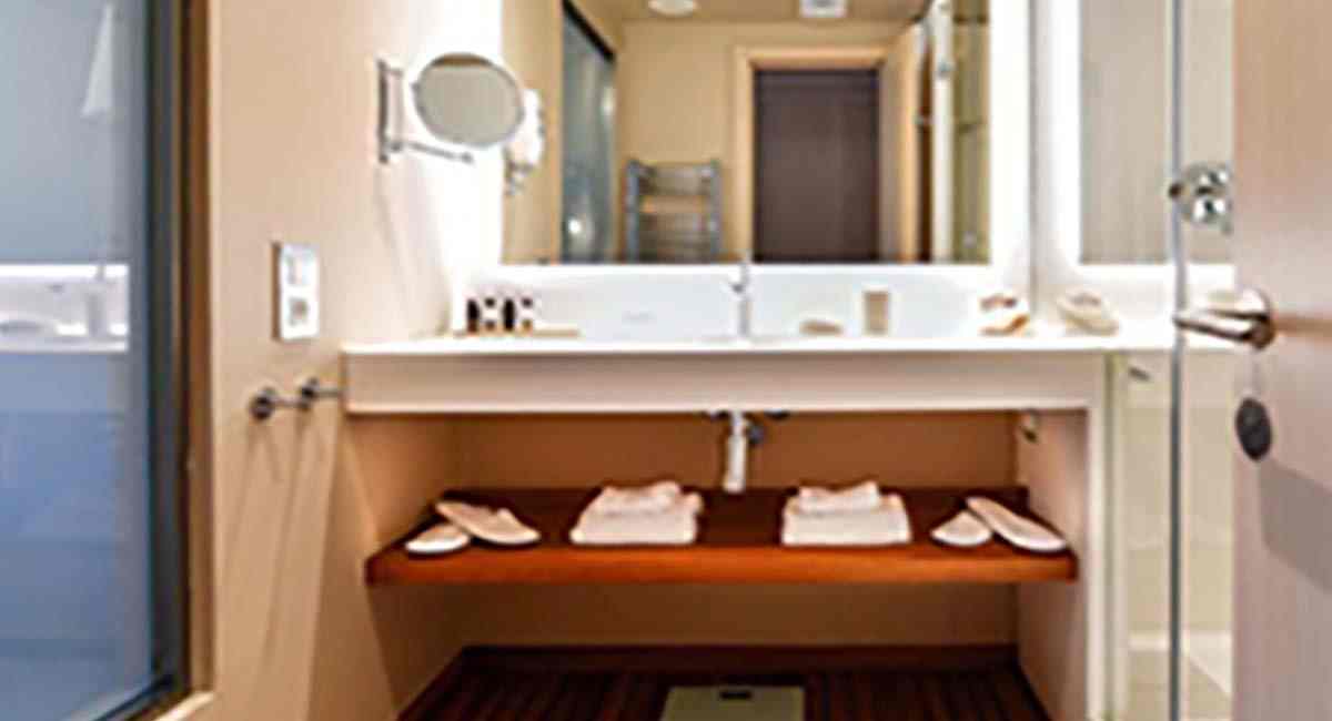 Hydrama Grand Hotel (incl. auto)