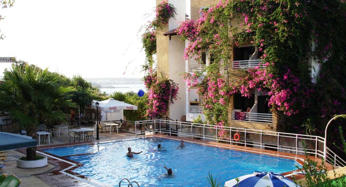 Iliostasi Beach Apartments