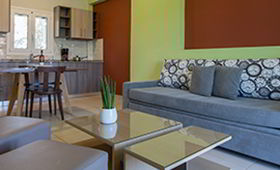 Ionion Beach Hotel (incl. auto)