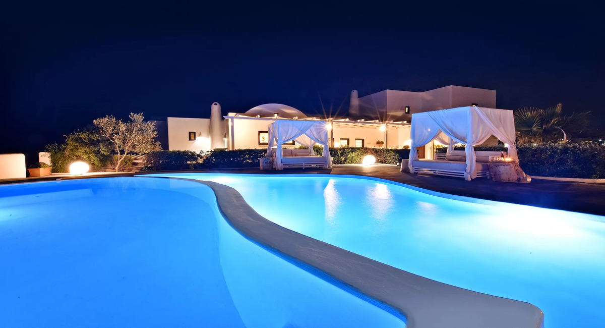 Irene Villa Santorini