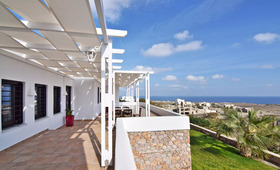 Irene Villa Santorini