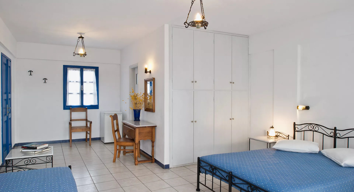 Irigeneia apartments Santorini