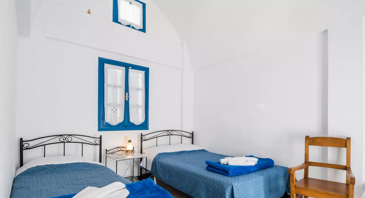 Irigeneia apartments Santorini