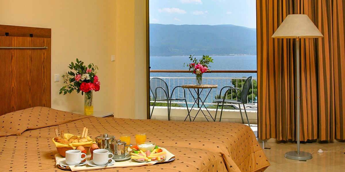 Kalamaki Beach Hotel