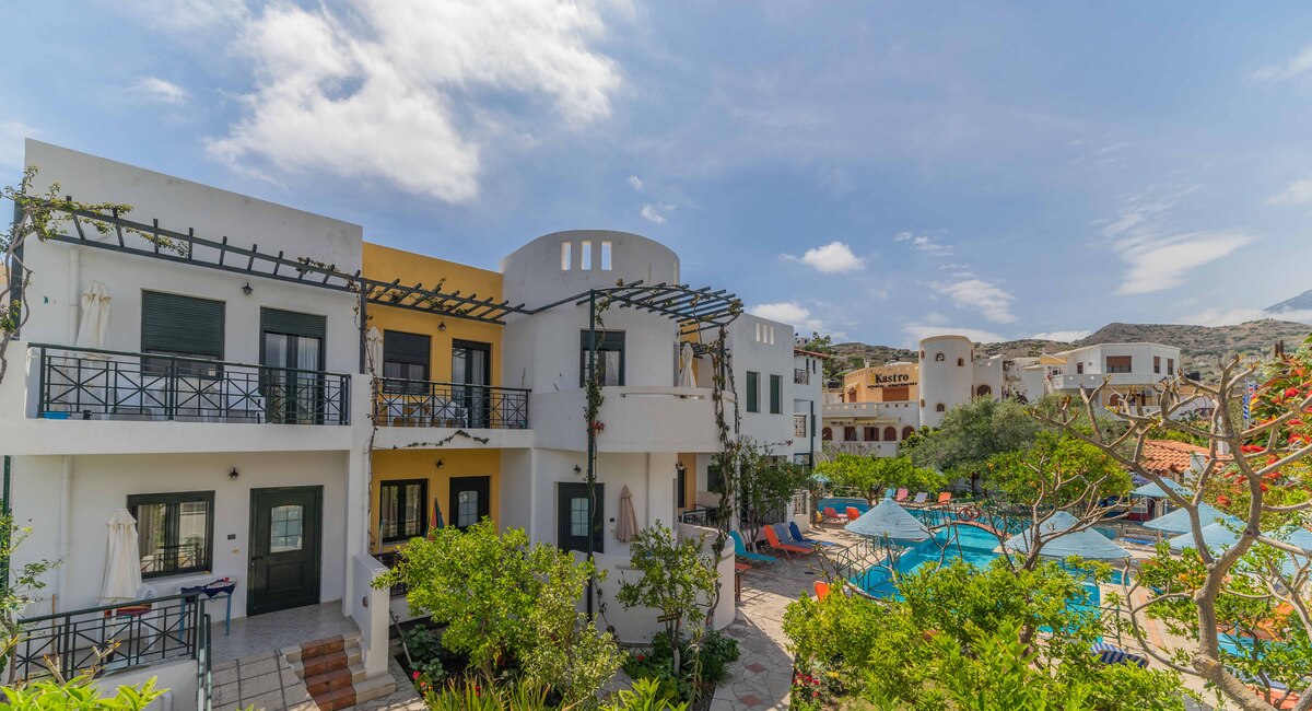 Kastro apartments en studios Myrtos