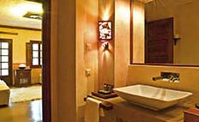 Katogi Averoff Hotel & Winery (incl. auto)