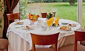 Kouros Hotel (incl. auto)