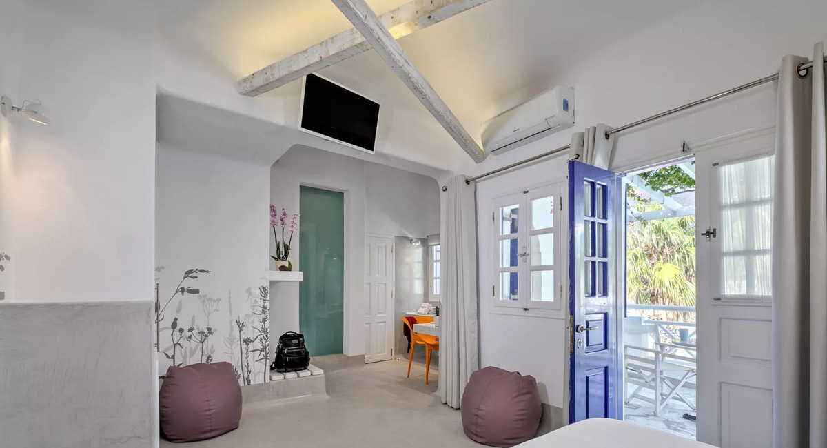 Kouros Village Santorini