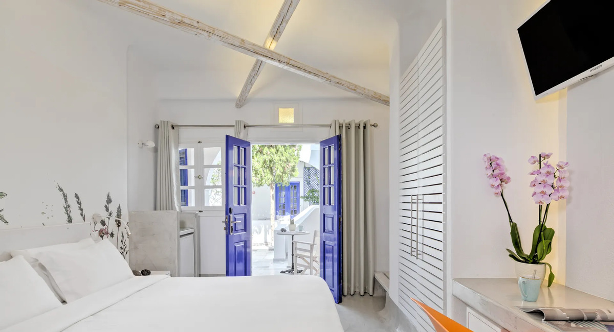 Kouros Village Santorini