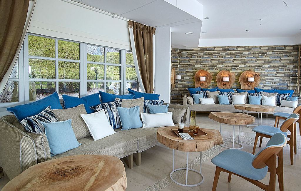 Kythnos Bay Hotel Loutra