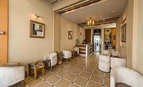 Lakonia Hotel (incl. auto)