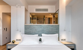 Las hotel Gythio (incl. auto)