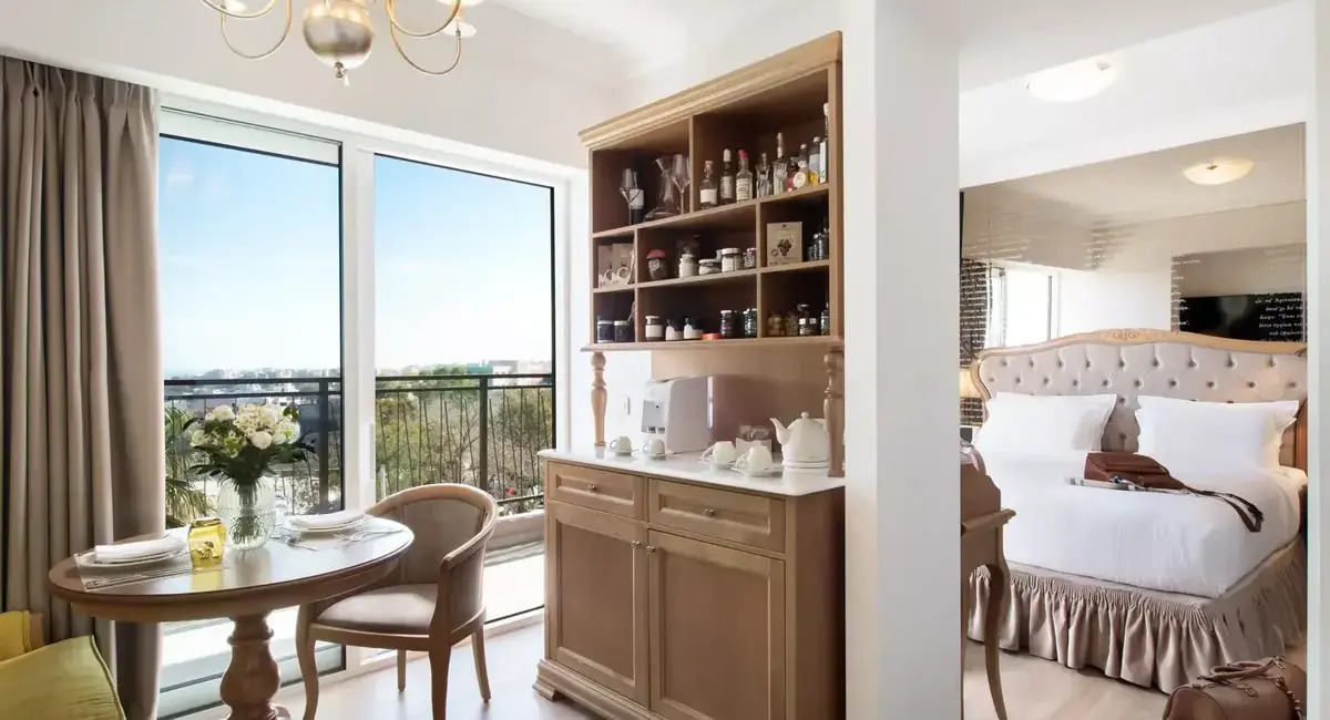 Legacy Gastro Suites