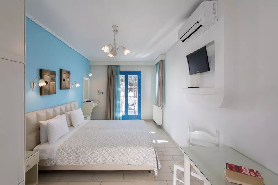 Liana Hotel Naxos