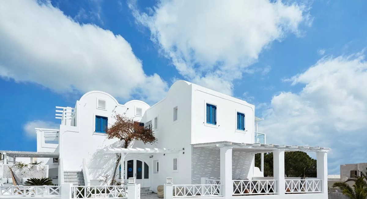 Loizos Stylish Residences