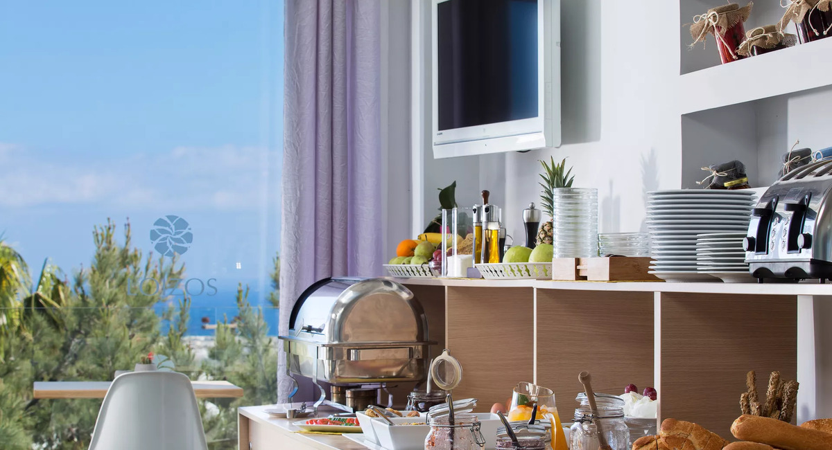 Loizos Stylish Residences